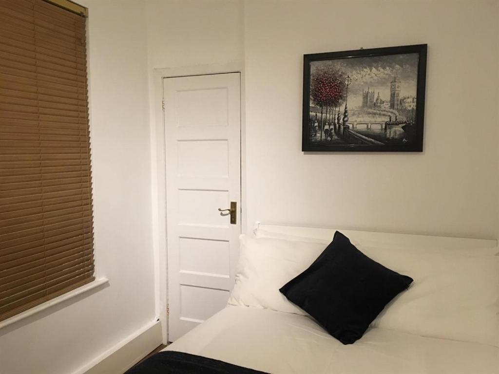 Marble Apartments Effra Court London Szoba fotó